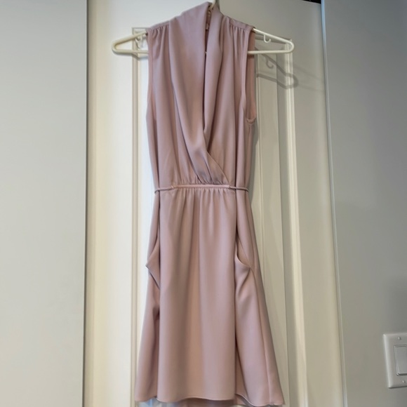 ✨SOLD✨ Aritzia Sabine tie-waist dress - Blush Pink -  XXS - Picture 6 of 7